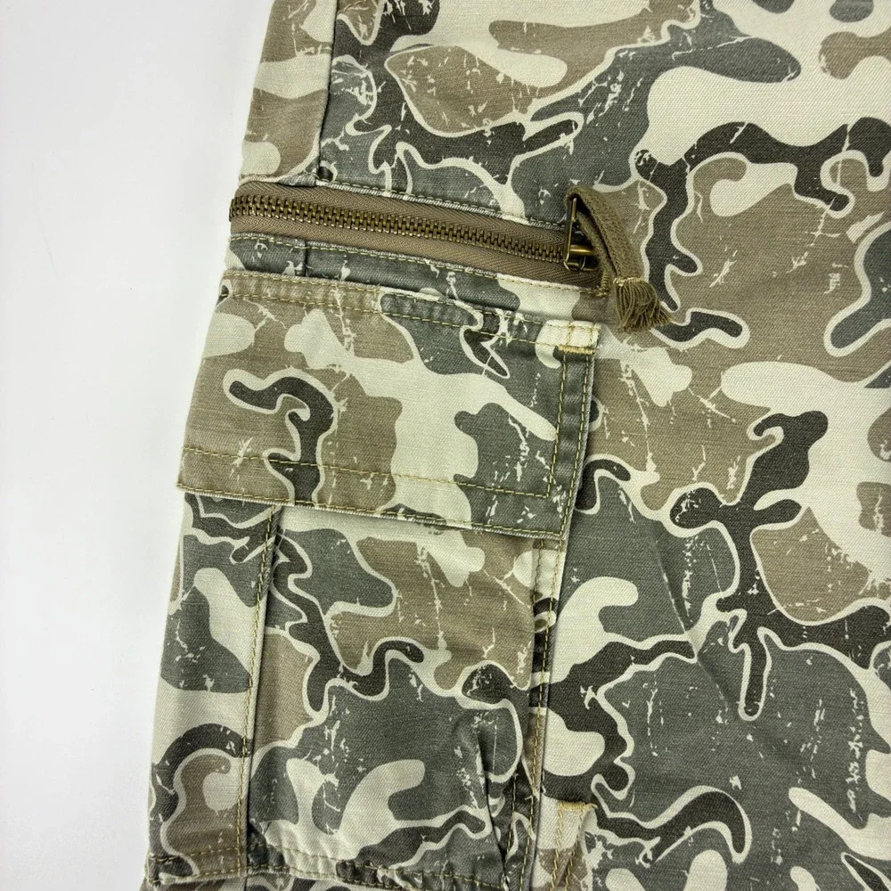 Levis Boys Size 12 Regular Camo Cargo Shorts Workwear NWT NOS 2000s Y2K